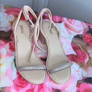 Melissa Cream Jelly Sandals with Chic Style